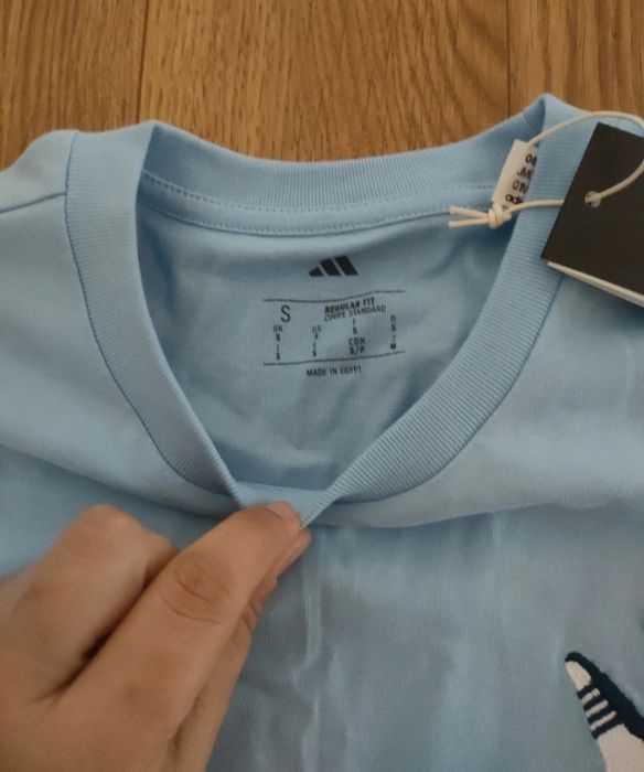 T-shirt Adidas, tam S.