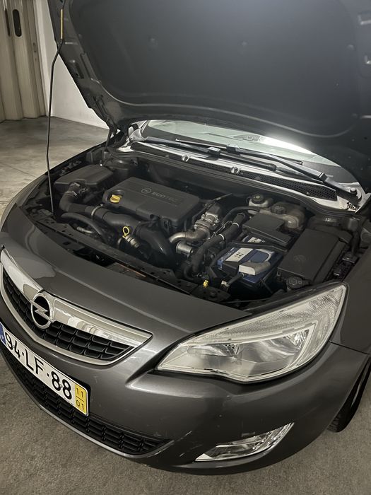 Opel Astra 1.7 CDTI (125 cv) 2011 | GPS + Cruise Control + Jantes 17”