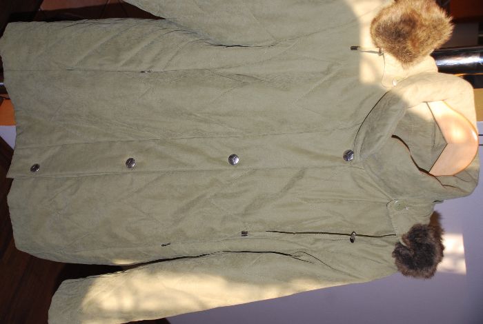 Zimowa kurtka damska, rozm. 44/46
