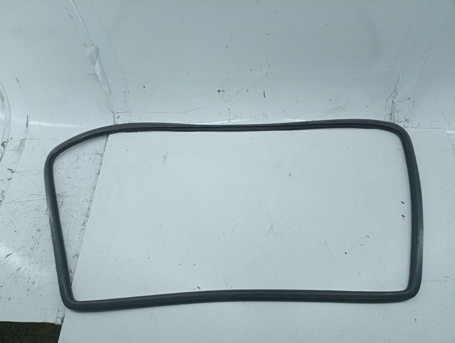 Para brisas - fiat uno (146_) | 83 - 06