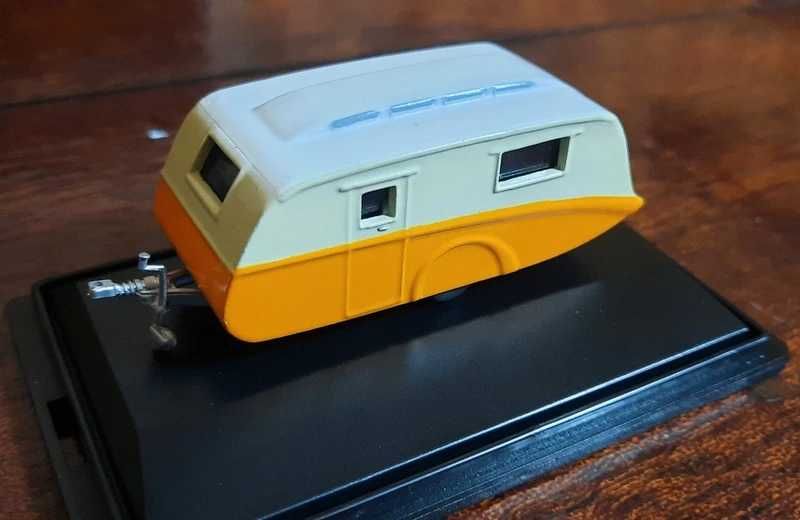 Roulote dies-cast à escala 1/148 da Oxford