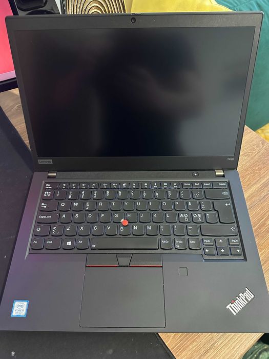 Laptop Lenovo Thinkpad T490 i5-8265U16GB/256 NVME FHD