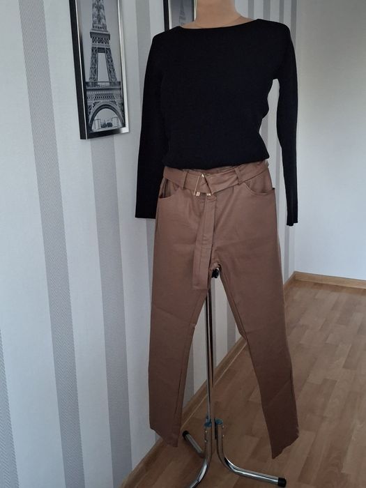 Spodnie damskie ekoskóra M-L czekolada - karmel Nowe