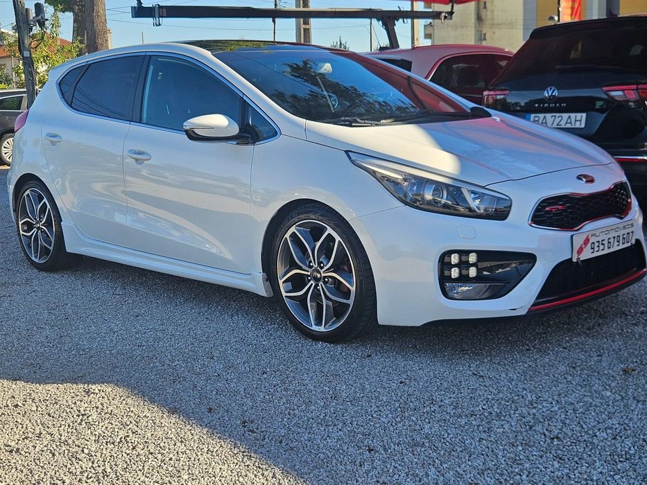 Kia Ceed 1.6 T-GDi GT TOP