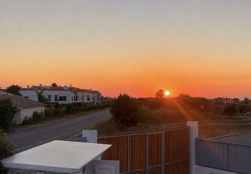 Entre a praia e o Campo Estudio p uma pessoa em Sesimbra/Meco