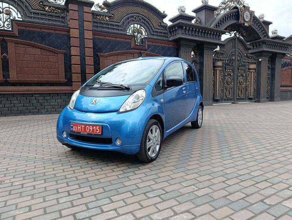 Peugeot iOn Електро 2012