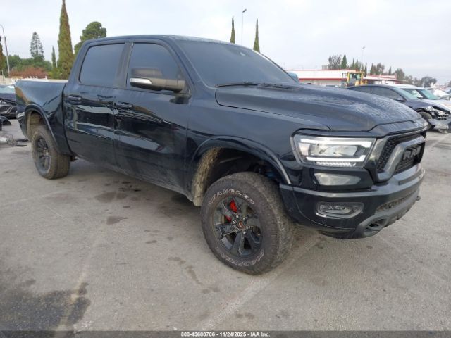 RAM 1500 5.7 HEMI 399 KM, 4x4, REBEL, drobna szkoda, samochód z Kalifornii!