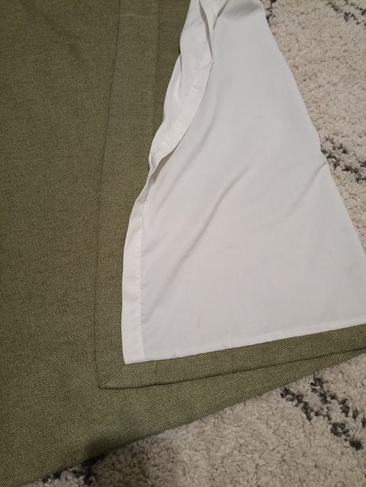 Продам вживані короткі подвійні штори на люверсах