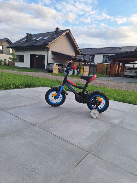 Rower dzieciecy stan bd.