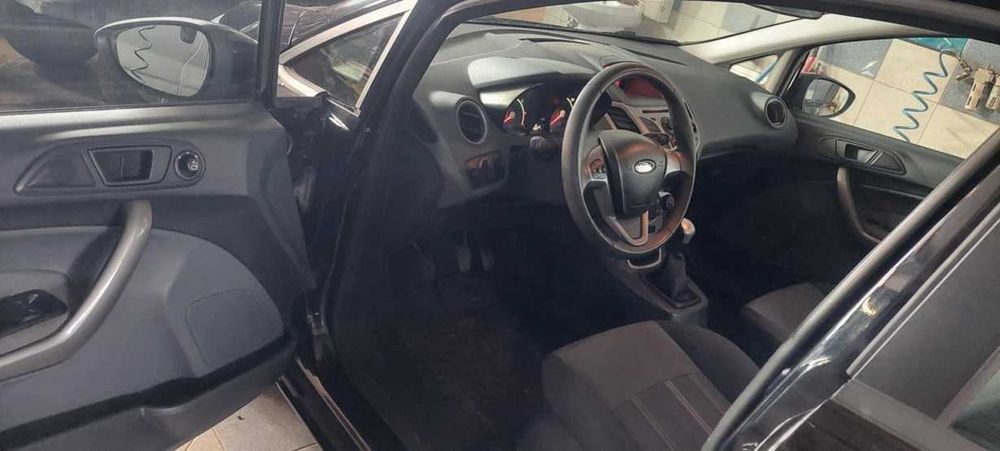 Bardzo ładna Fiesta KLIMA !