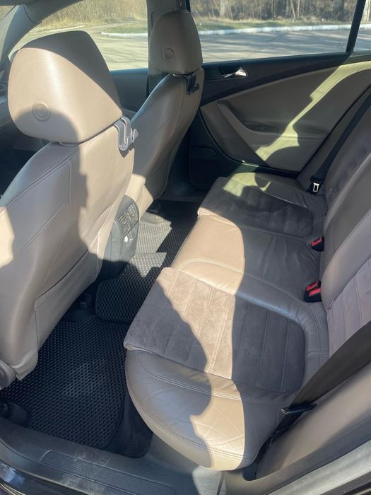 Продам власний автомобіль VOLKSWAGEN PASSAT B6