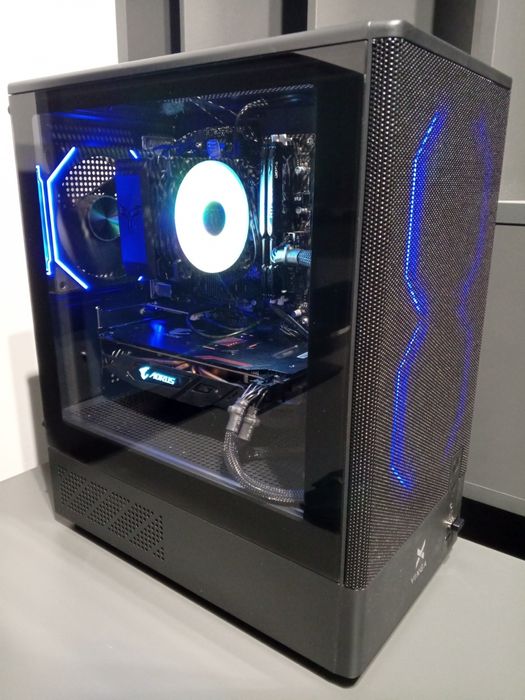 Ігровий компютер з монітором 32 дюйм