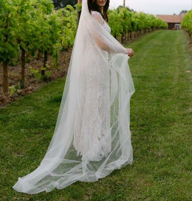 Suknia ślubna syrenka rybka dopasowana