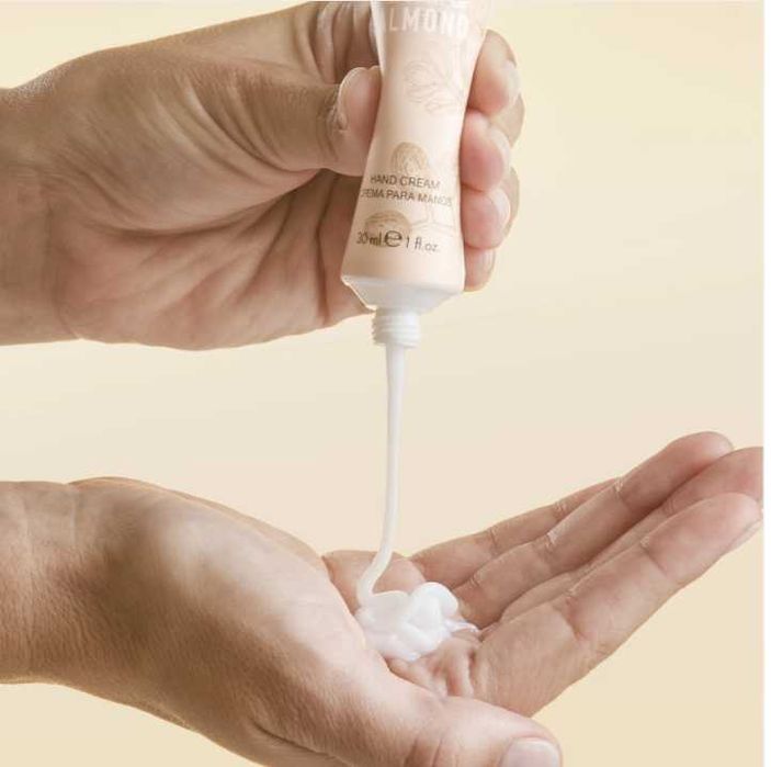 oferta especial — cremes de mãos Farmasi