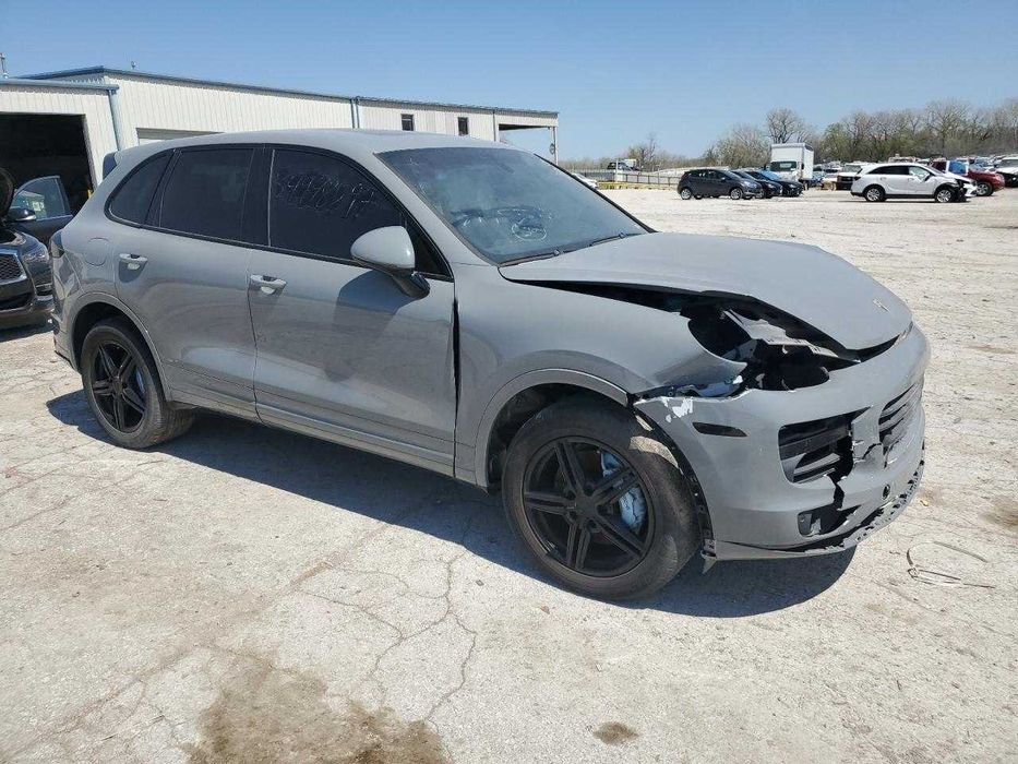 Części do Porsche Cayenne S 2015 3.6L AWD, wersja USA.