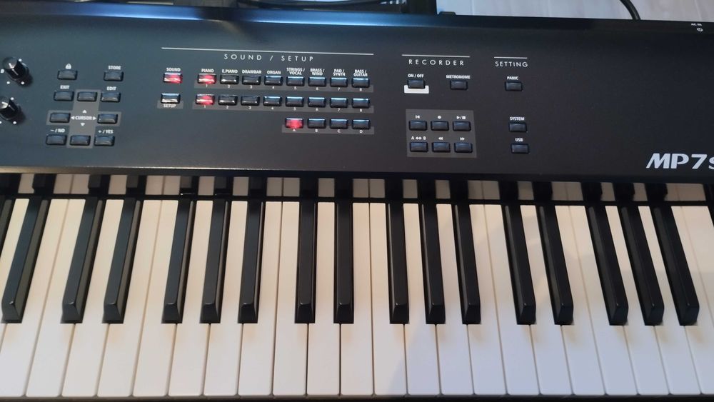 Kawai MP7 SE (como novo)