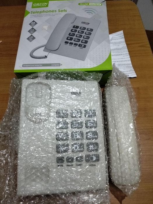 Telefone com fios novo