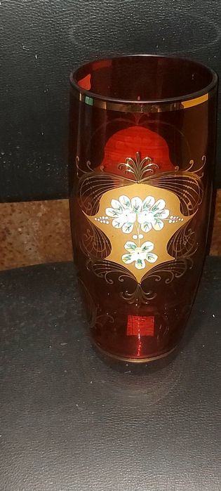 Продам вазу богемское стекло