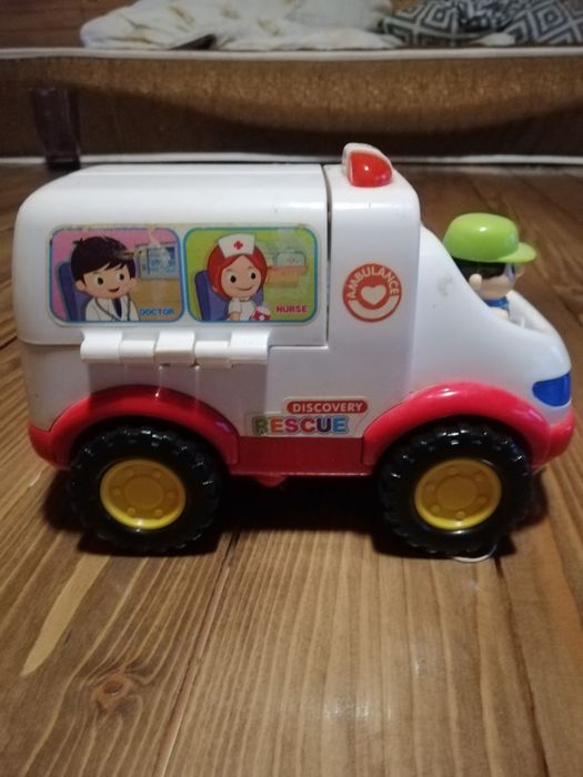 Машинка швидка допомога