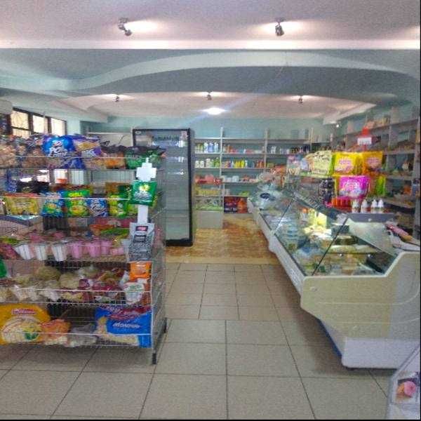 Магазин-бар, загальною площею 231,4 кв.м.