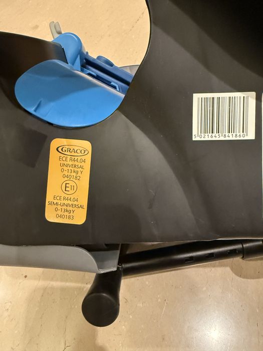 Автокрісло переноска Graco 0-13 кг з базою Isofix