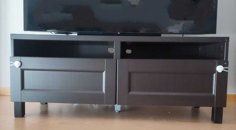 Móvel de sala para TV