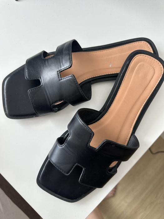 Шльопанці для вулиці