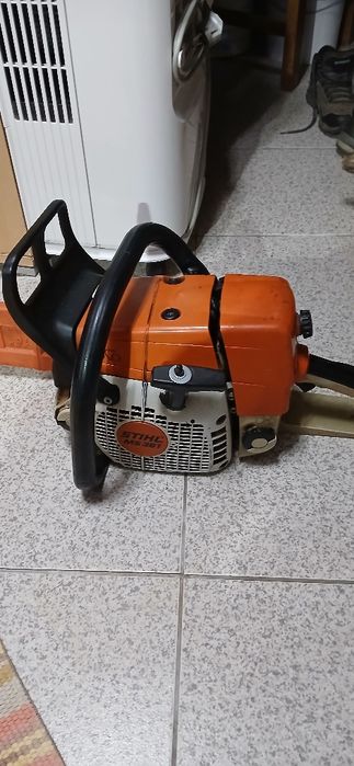 Motosserra em bom estado