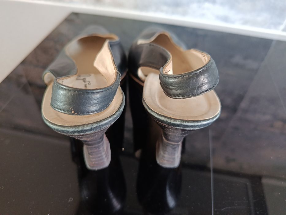 Buty damskie skórzane granatowe 38