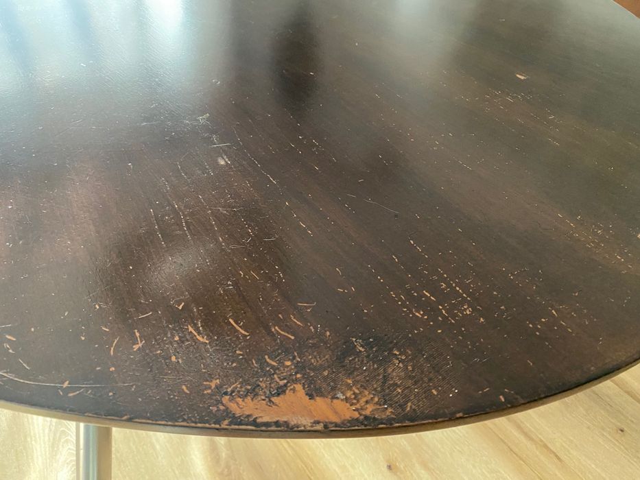 Mesa de jantar oval AREA Store – Nogueira Francesa
