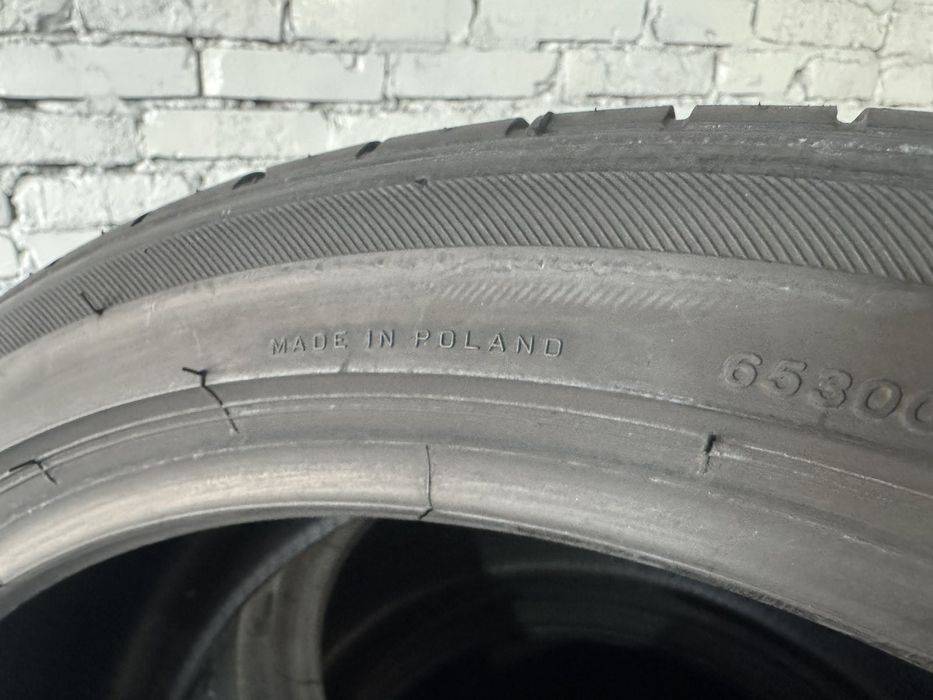 Літні шини Bridgestone 235/40 R19