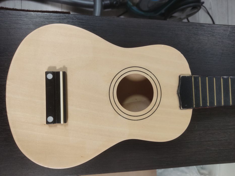 Корпус укулеле б/у + подарунок