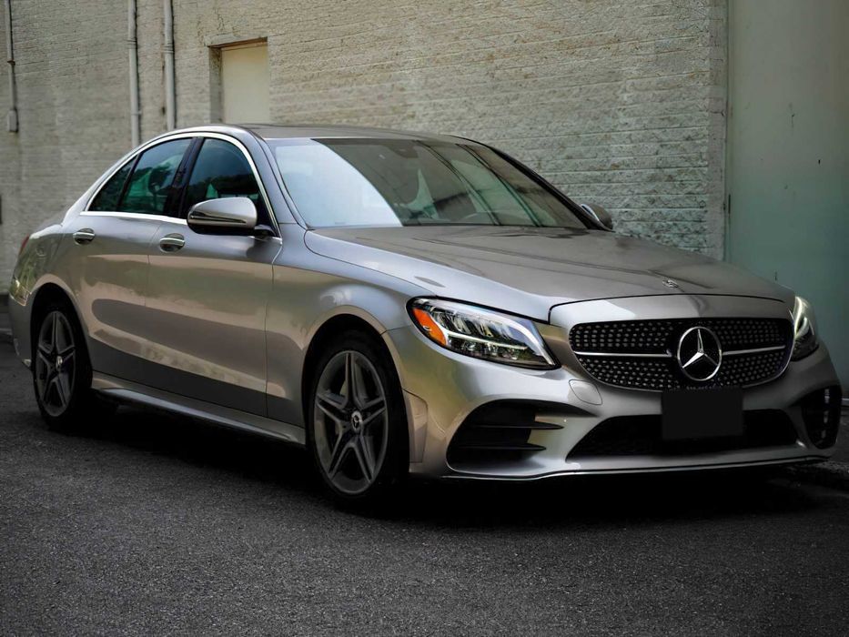 Mercedes-Benz C300      2020