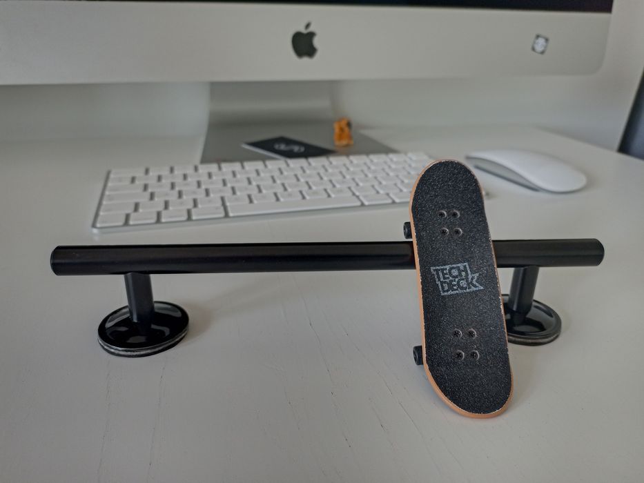 Rail, poręcz do fingerboard