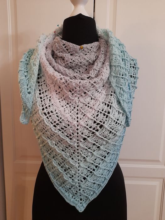 Chusta na szydełku rękodzieło prezent nowa