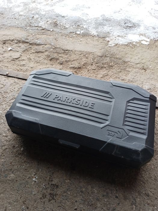 Walizka Parkside piła szablasta PSSA 20-Li B2