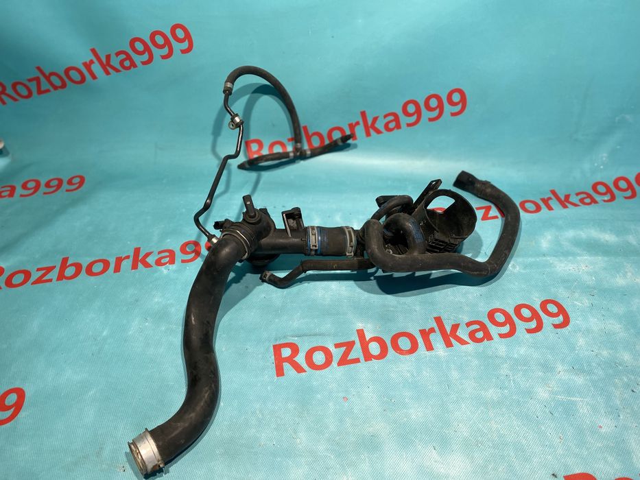 Корпус термостата А6512000615  Mercedes 2.2cdi патрубок