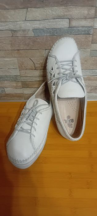 Ортопедичне взуття фірми  BAR