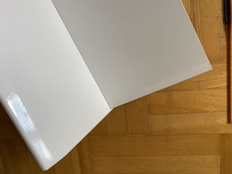 Półka ścienna biała 152 cm
