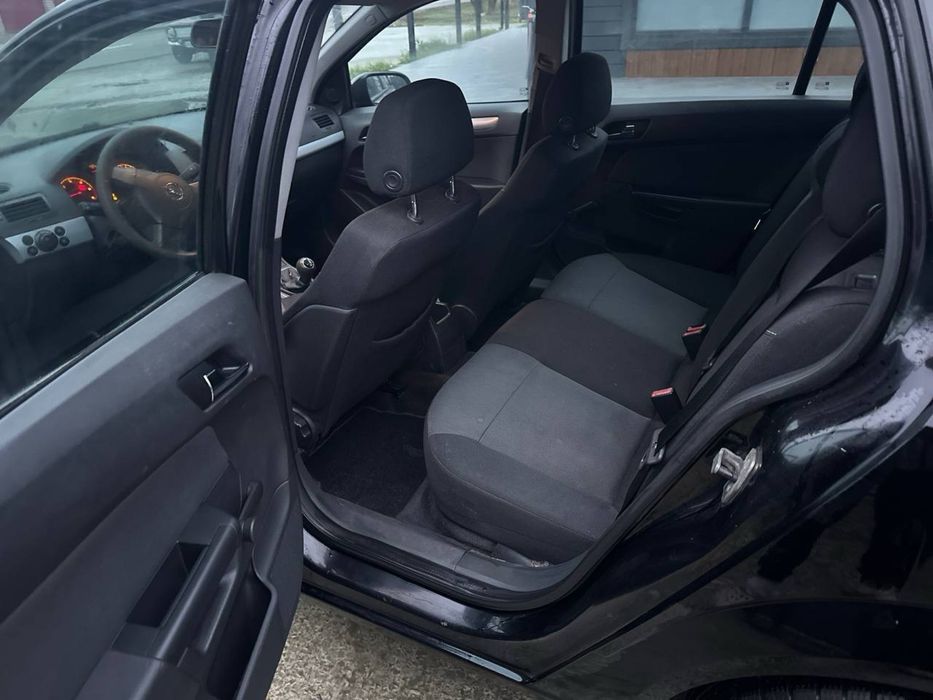 Opel astra H  срочна продаж