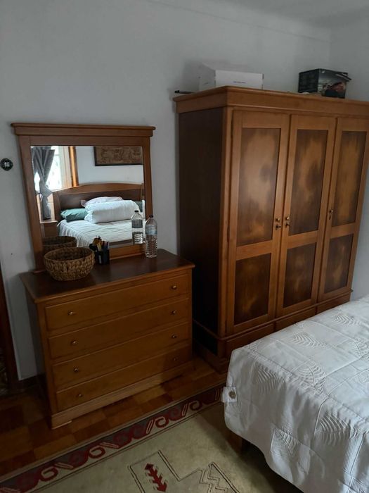 Arrenda se quarto mobilado