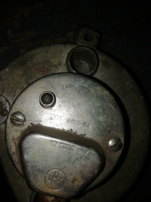 Часи ГАЗ М20 Победа