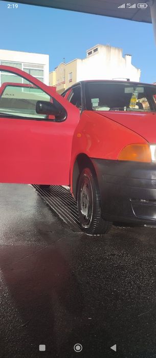 Carro Fiat Punto gasolina