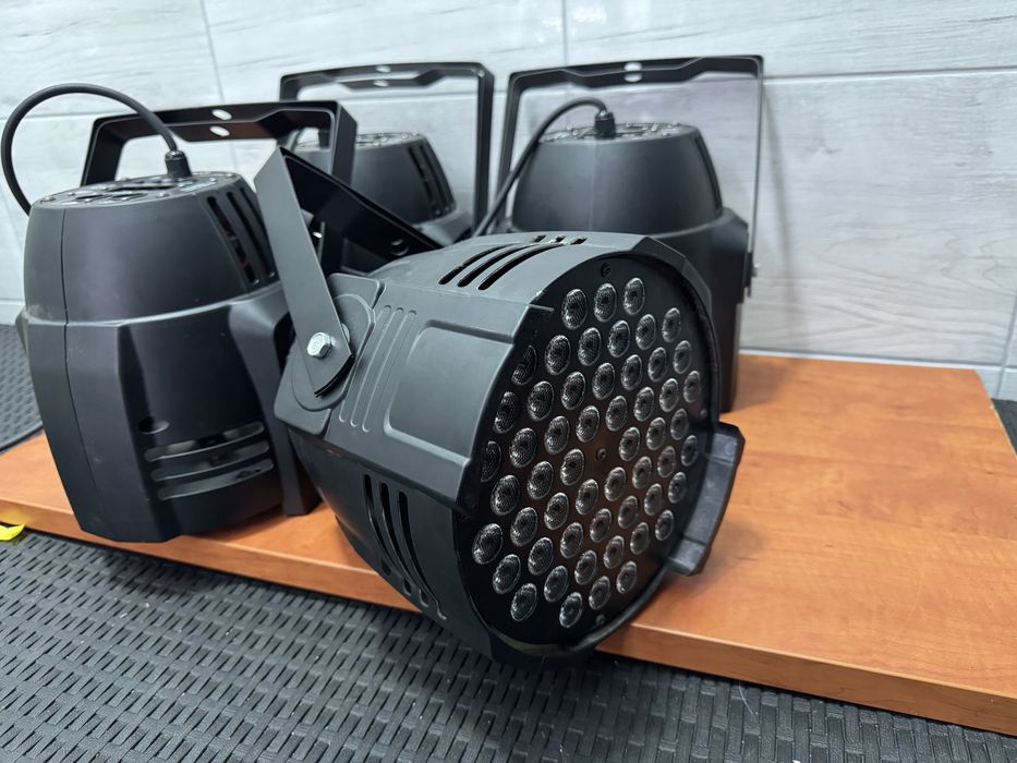 Set 4x Reflektor par 64 54x led okazja prawdziwa moc mocne cena za set