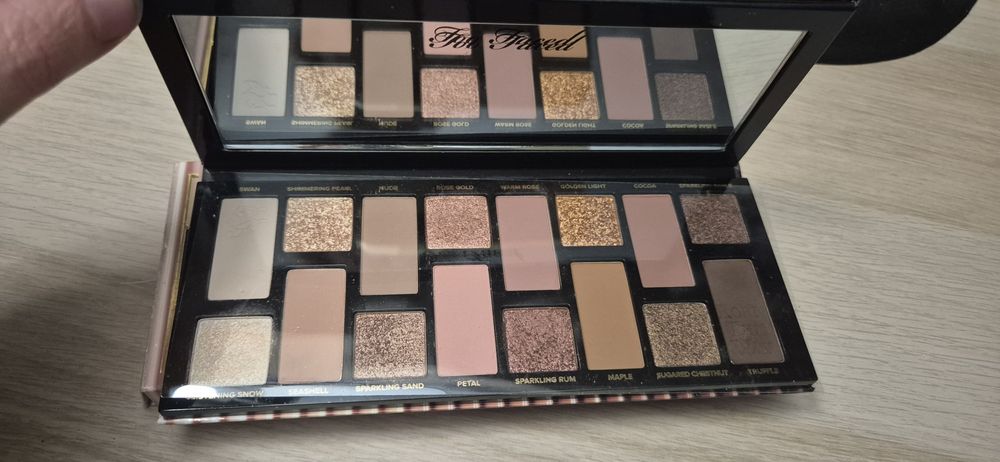 Too faced paleta cieni