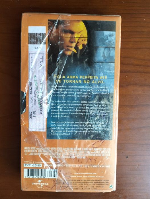 Antiga VHS "Identidade Desconhecida"