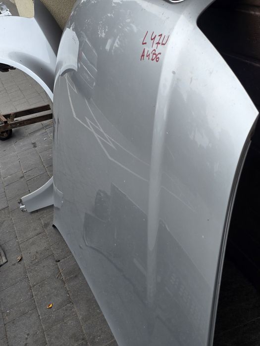 Przód Audi A4 B6 LY7W Europa pas maska  lampy