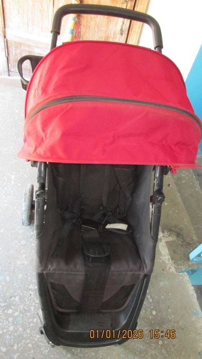 Дитячий прогулянковий візок.Самовивіз