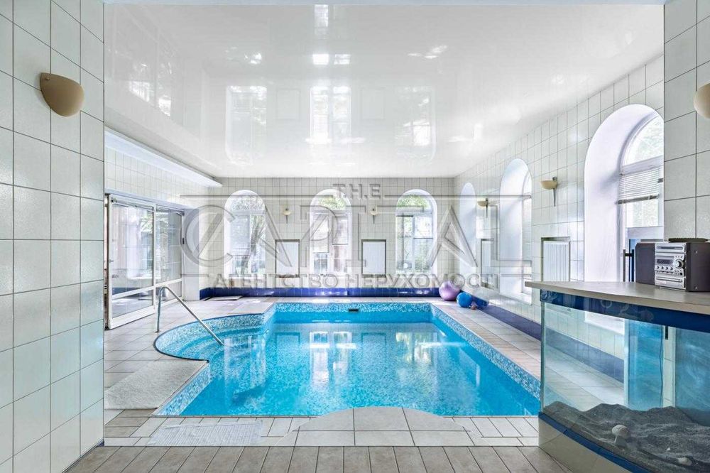 Будинок 2 поверхи/460м2/16 соток в Петропавлівській Борщагівці