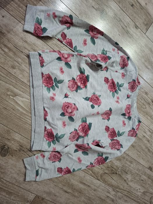 Bluza bluzka r 134/140